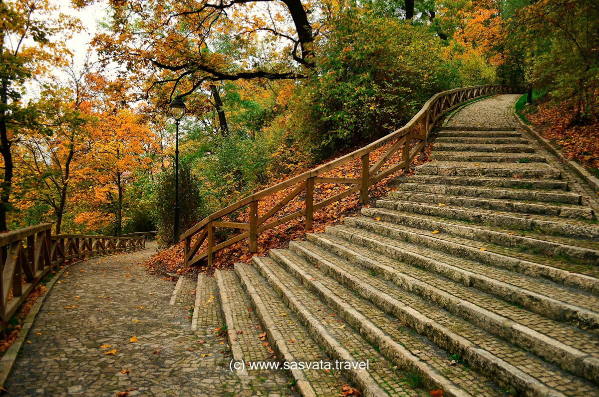 Autumn on Prague's Petřín Hill and Kinský Gardens.