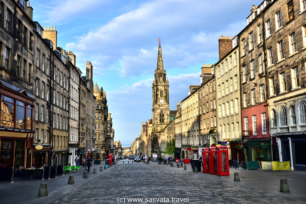 best highlights of magnificent Edinburgh - Royal Mile