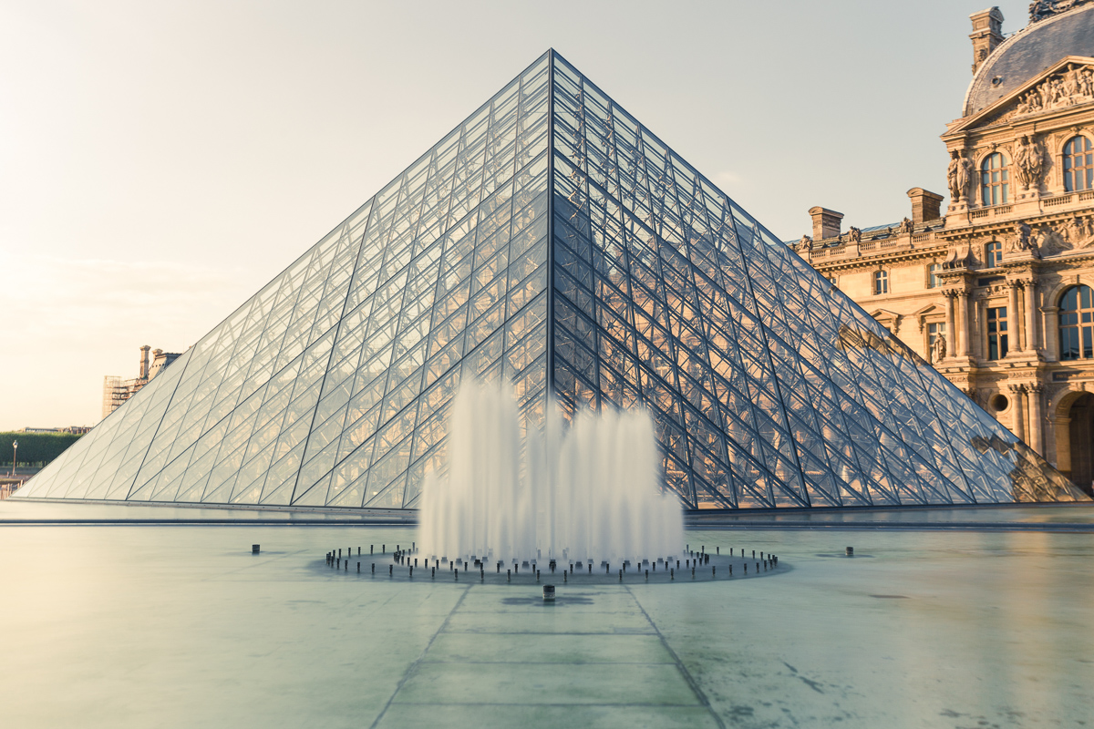 The Most-visited Highlights of Magnificent Paris: Louvre Museum