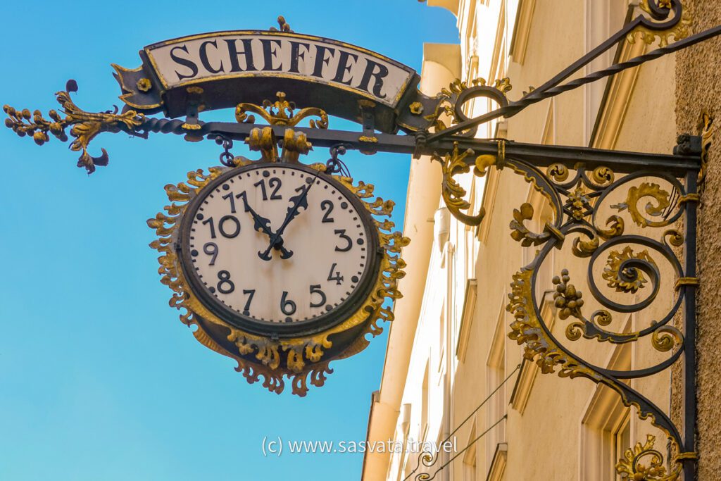 Must-sees of Salzburg Getreidegasse